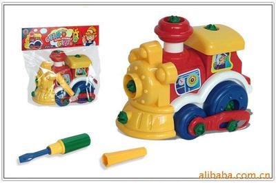 积木拆装火车 激发儿童创造力的DIY塑料玩具